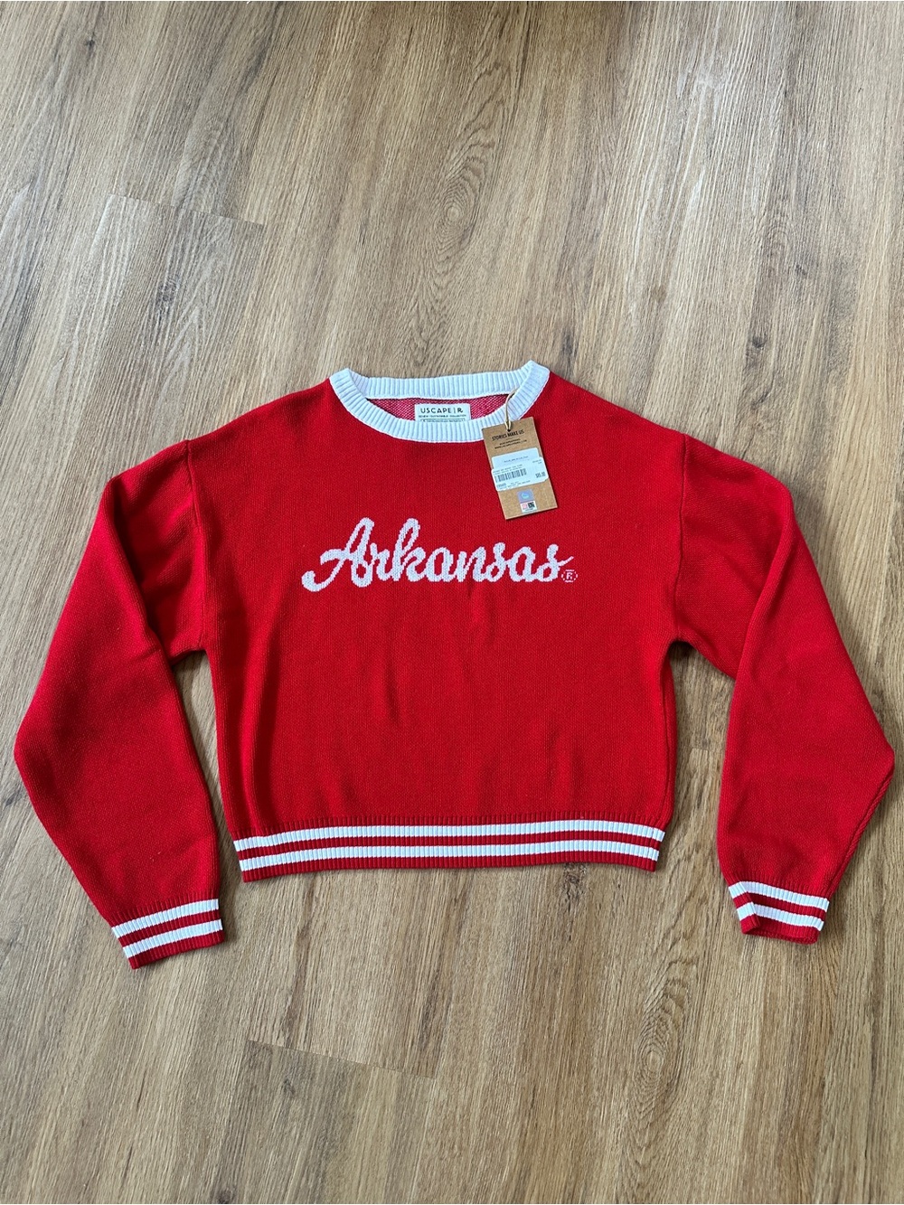 NWT University of Arkansas ❤️Classic Retro Style Razorback Women’s Sweater S